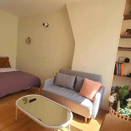 Studio Calme Et Ensoleille Entierement Renove Paris Exterior photo