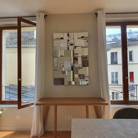 Studio Calme Et Ensoleille Entierement Renove Paris Exterior photo